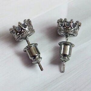 Crown Small Stud Earrings